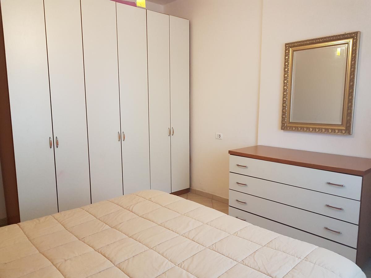 Elegant Apartment In Lungomare - N 23 Vlora Kültér fotó